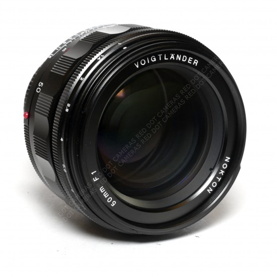 Voigtlander 50mm f1.0...