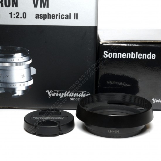 Voigtlander 28mm f2 Ultron...