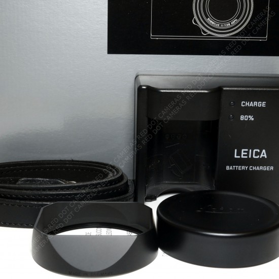 Leica Q3 Black Boxed